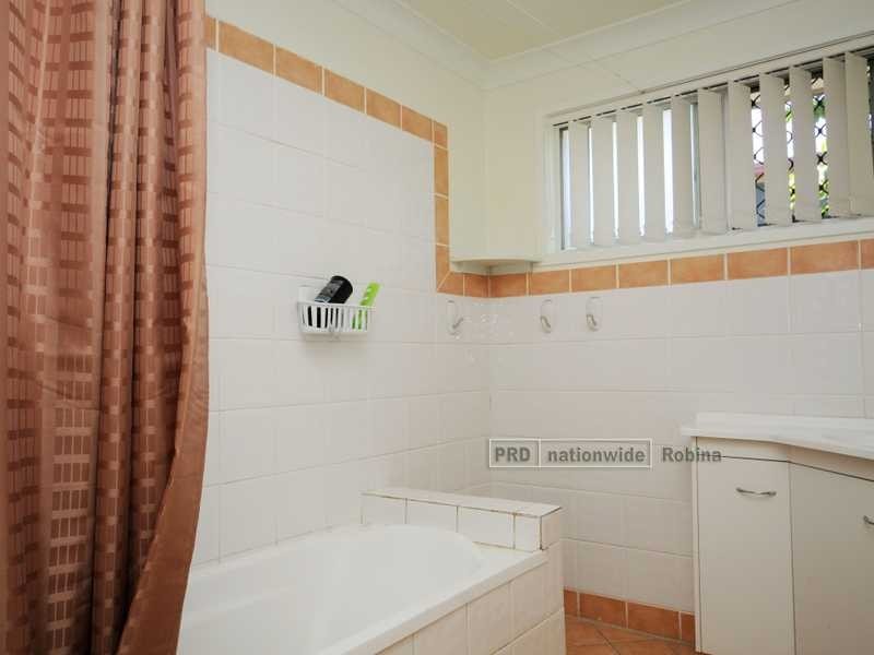 9 Willow Street, Varsity Lakes QLD 4227