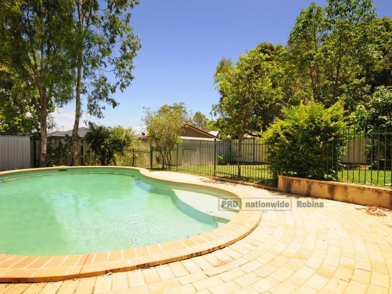 9 Willow Street, Varsity Lakes QLD 4227