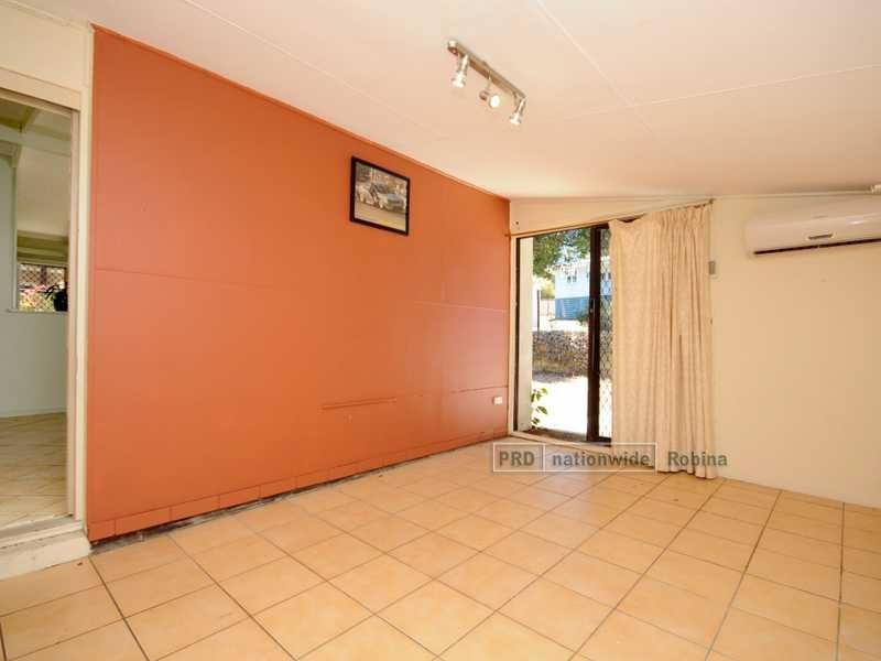 9 Willow Street, Varsity Lakes QLD 4227