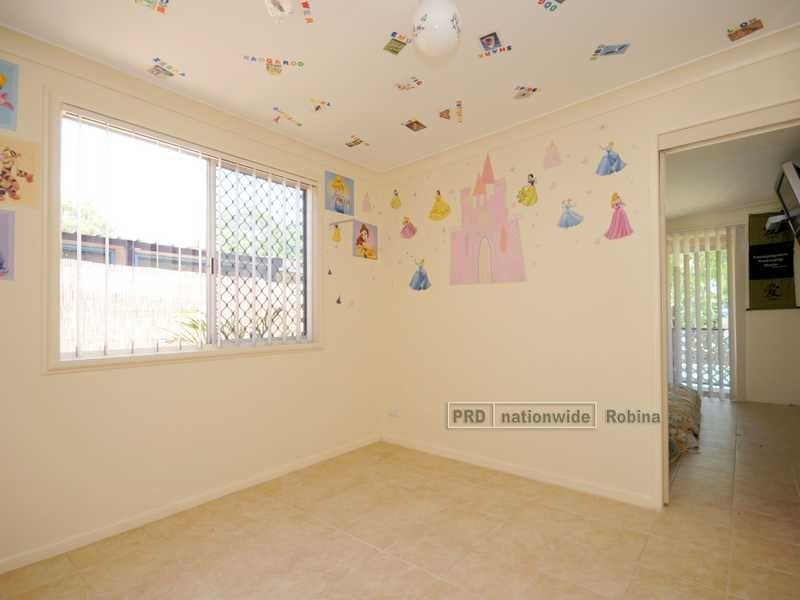 9 Willow Street, Varsity Lakes QLD 4227