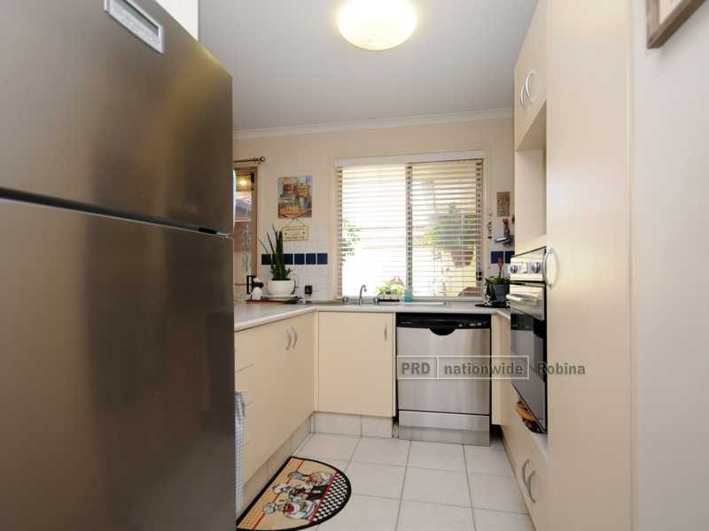 3 Stepney Close, Robina QLD 4226