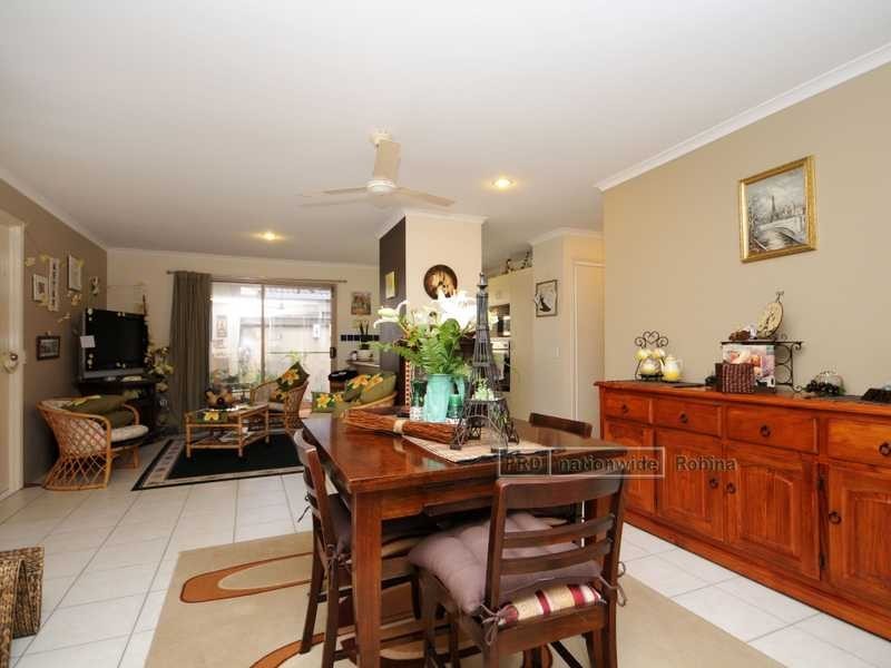 3 Stepney Close, Robina QLD 4226