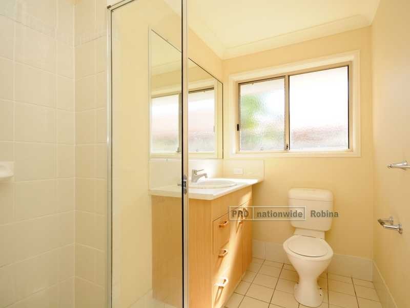 17 Daryl Drive, Varsity Lakes QLD 4227