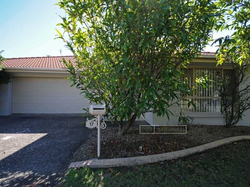 17 Daryl Drive, Varsity Lakes QLD 4227