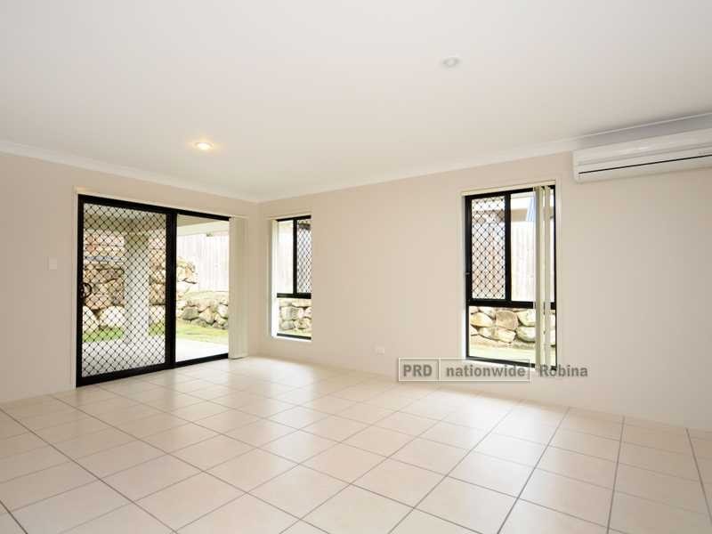 28 Antonson Crescent, Mudgeeraba QLD 4213