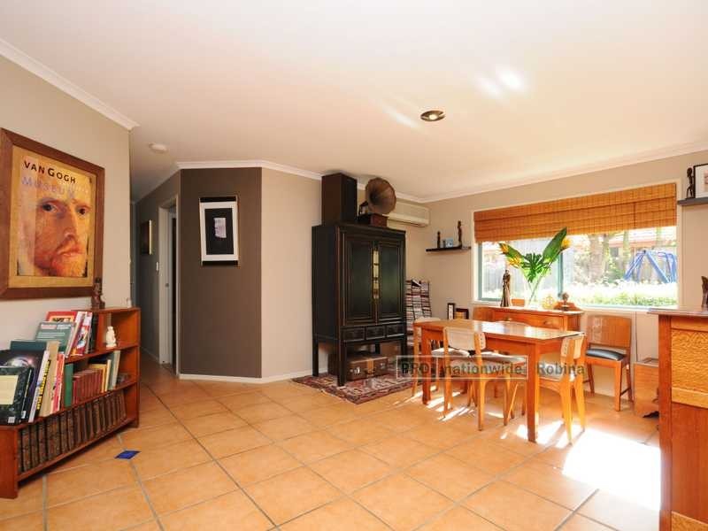 20 Dunedin Close, Merrimac QLD 4226