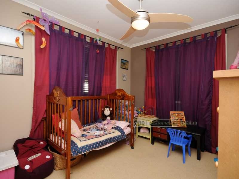 20 Dunedin Close, Merrimac QLD 4226