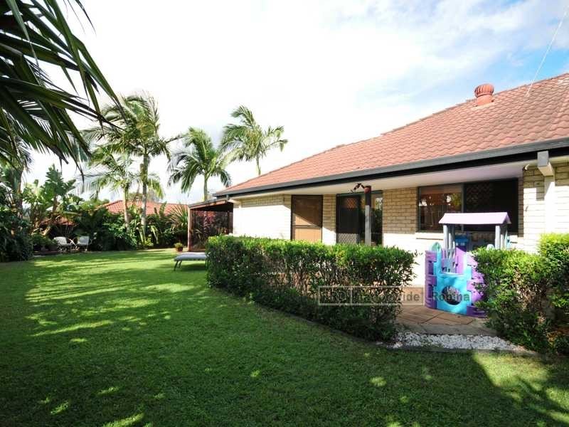 20 Dunedin Close, Merrimac QLD 4226