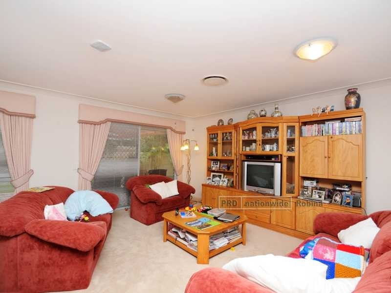 26 Clipper Boulevarde, Clear Island Waters QLD 4226