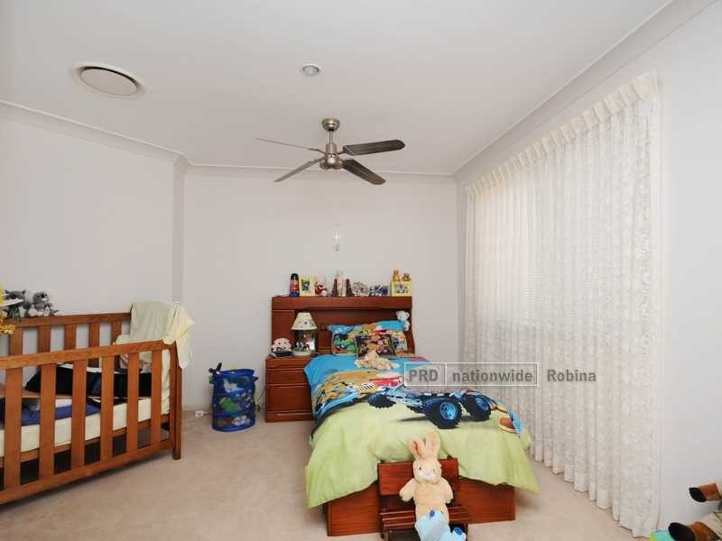 26 Clipper Boulevarde, Clear Island Waters QLD 4226
