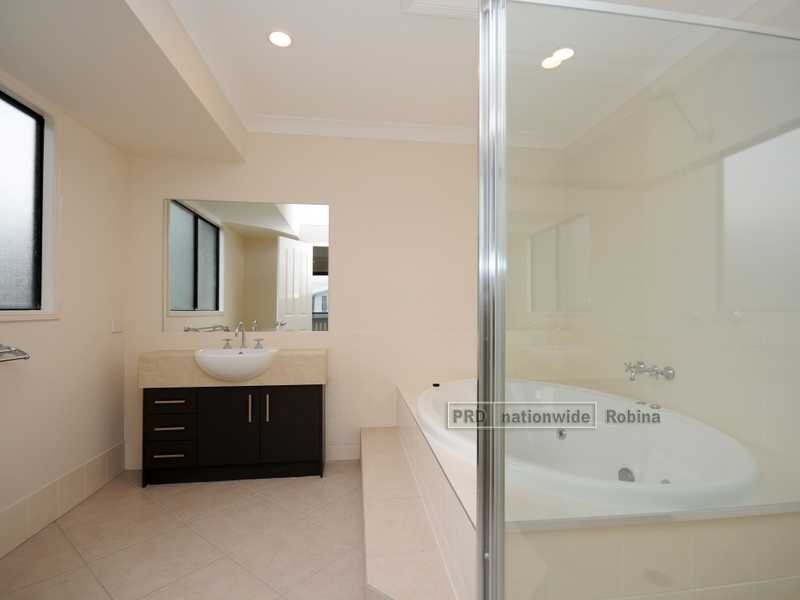 1/58 Azzurra Drive, Varsity Lakes QLD 4227