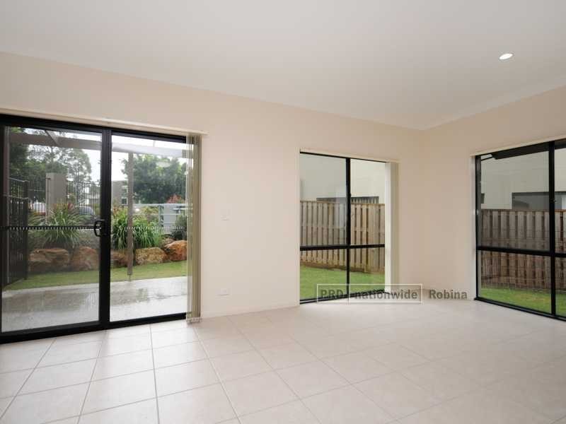 1/58 Azzurra Drive, Varsity Lakes QLD 4227