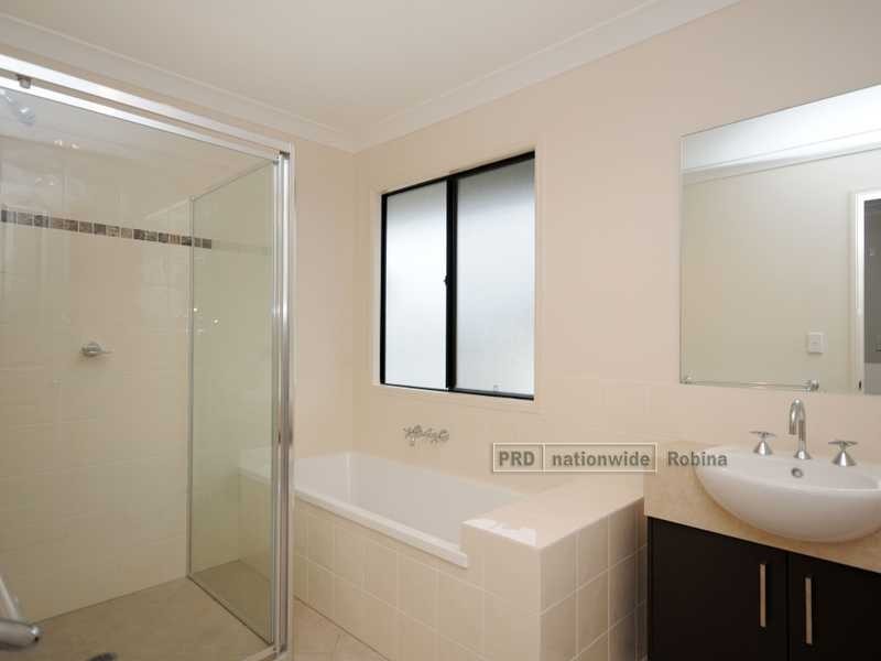 1/58 Azzurra Drive, Varsity Lakes QLD 4227