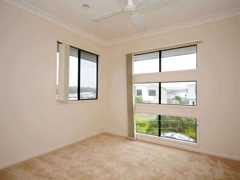 1/58 Azzurra Drive, Varsity Lakes QLD 4227