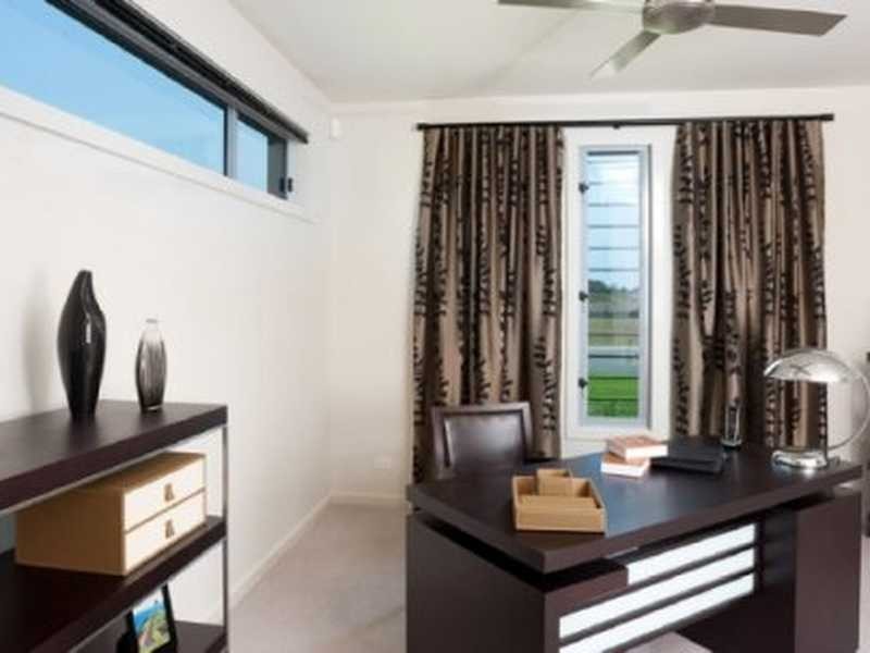 5072 Emerald Islands Drive, Carrara QLD 4211