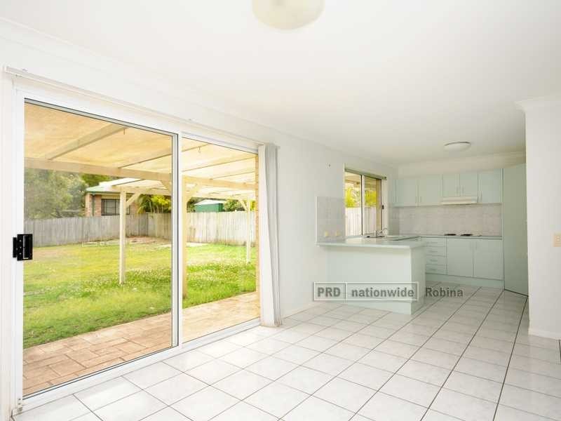 15 Stockman Crescent, Mudgeeraba QLD 4213