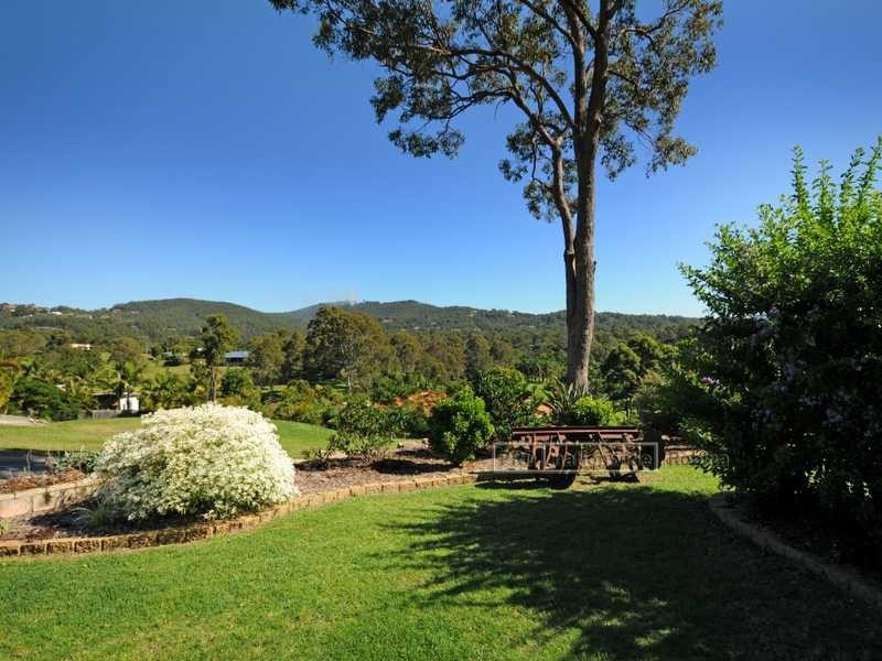 9 Riverina Court, Mudgeeraba QLD 4213