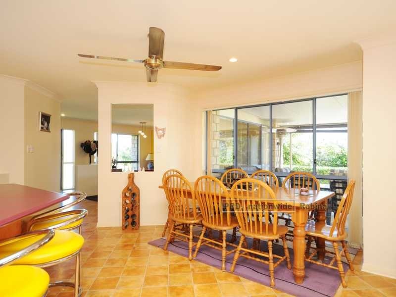 9 Riverina Court, Mudgeeraba QLD 4213