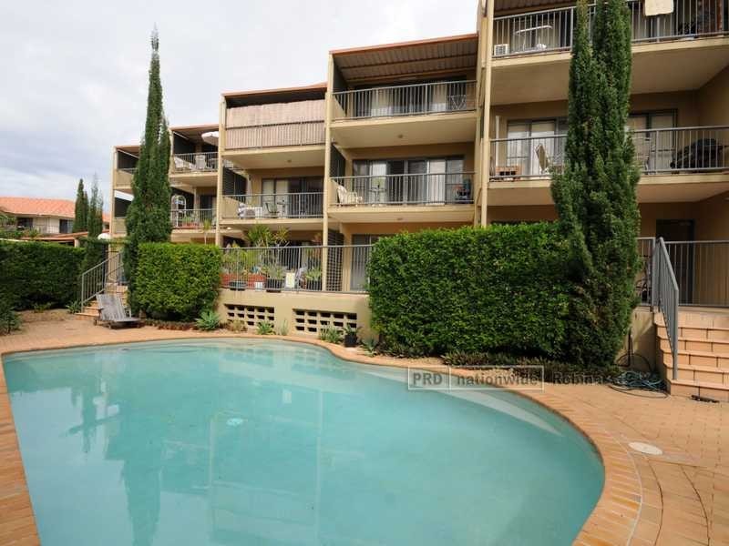 Unit 2/21 Markeri Street, Mermaid Beach QLD 4218