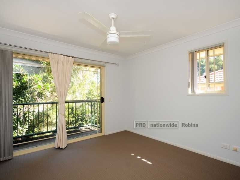 Unit 4/98 Old Coach Rd, Mudgeeraba QLD 4213