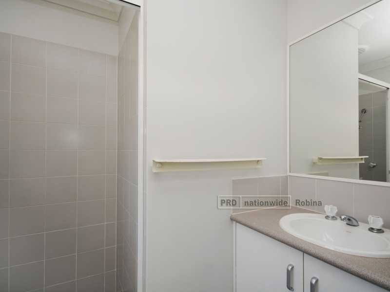 Unit 4/98 Old Coach Rd, Mudgeeraba QLD 4213