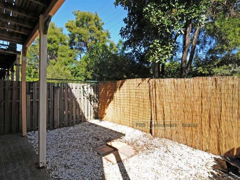 Unit 4/98 Old Coach Rd, Mudgeeraba QLD 4213