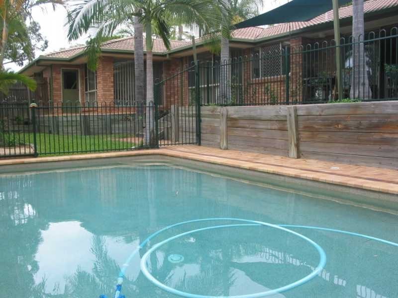 22 Huntingdale Crescent, Robina QLD 4226