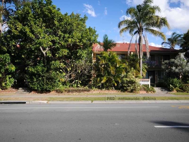 Unit 2/54 Karbunya Street, Mermaid Waters QLD 4218