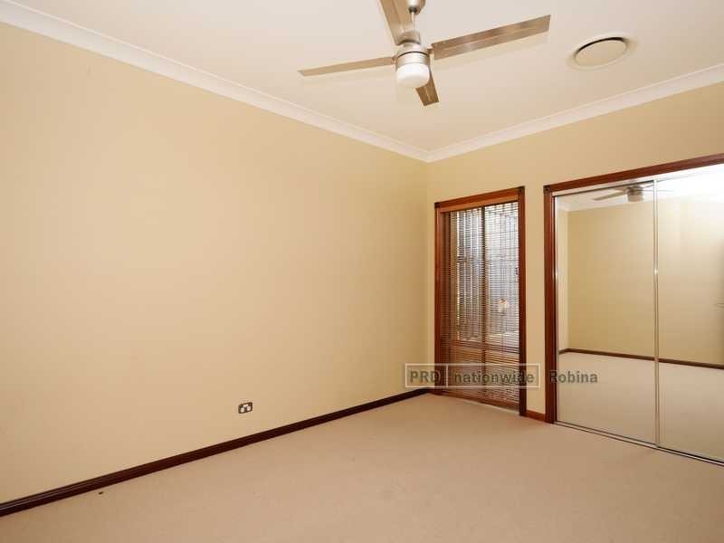 7 Tindari Place, Varsity Lakes QLD 4227