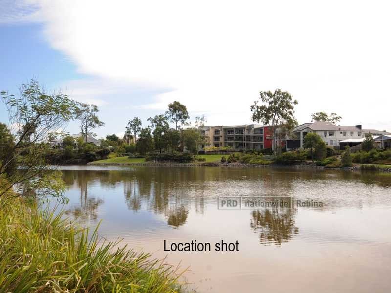 7 Tindari Place, Varsity Lakes QLD 4227