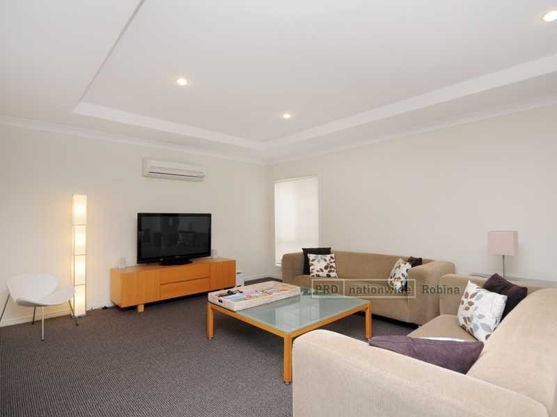 32 Nardoo Street, Robina QLD 4226