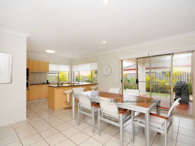 32 Nardoo Street, Robina QLD 4226