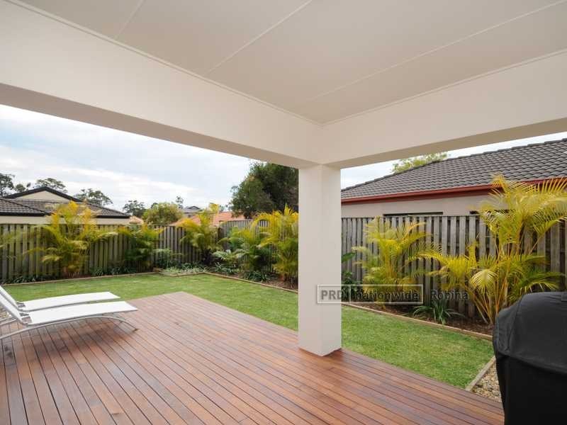 32 Nardoo Street, Robina QLD 4226