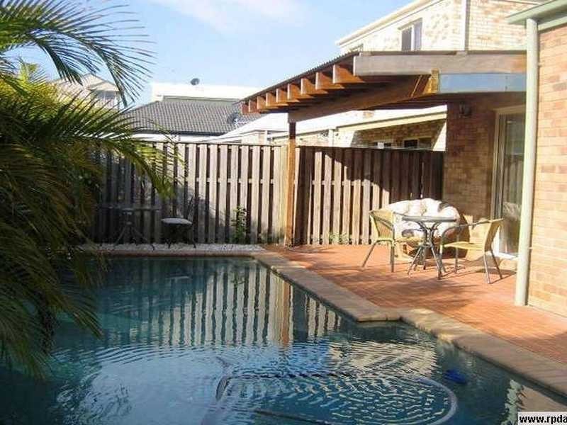 6 Tourangeau Crescent, Varsity Lakes QLD 4227