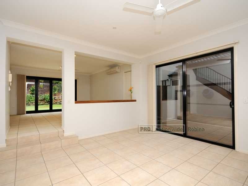 19 Winton Terrace, Varsity Lakes QLD 4227