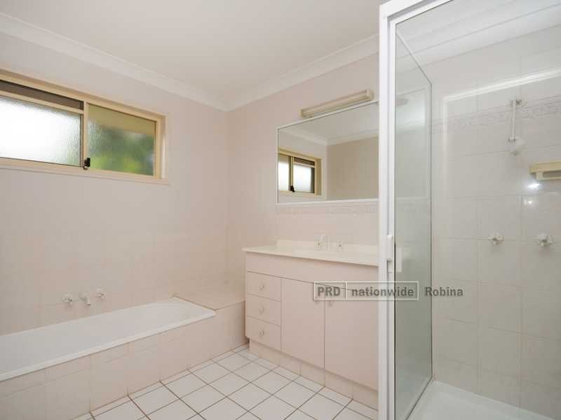 13 Outrigger Drive, Robina QLD 4226