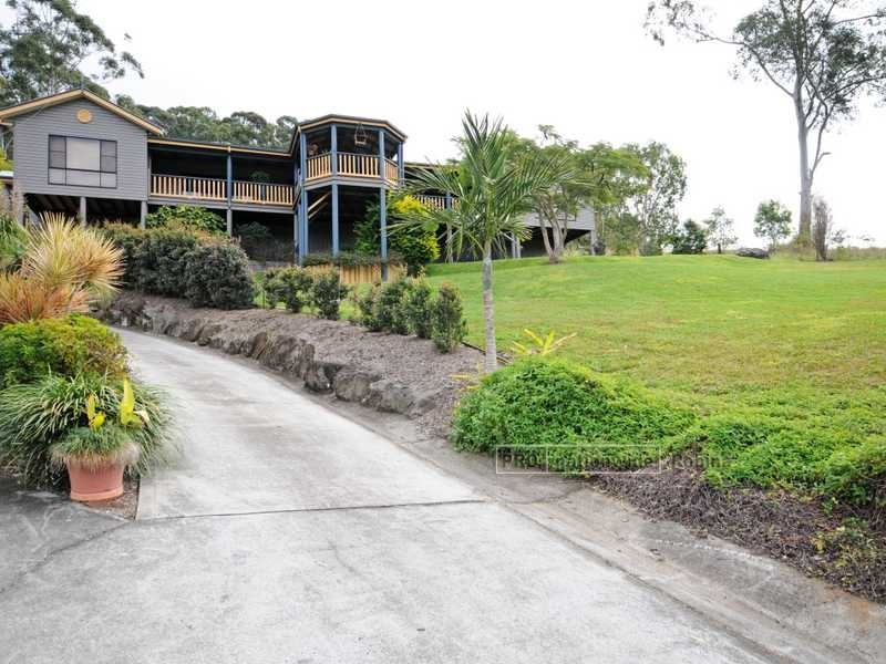 405 Bonogin Rd, Bonogin QLD 4213