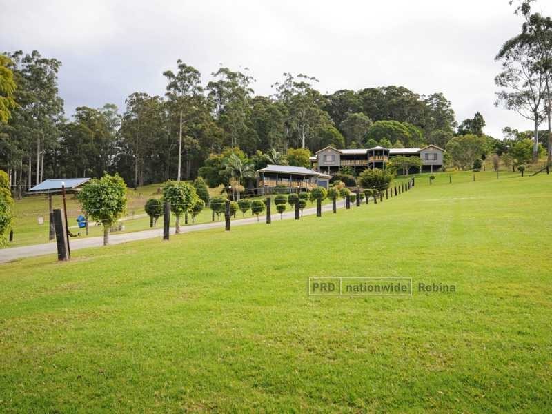 405 Bonogin Rd, Bonogin QLD 4213