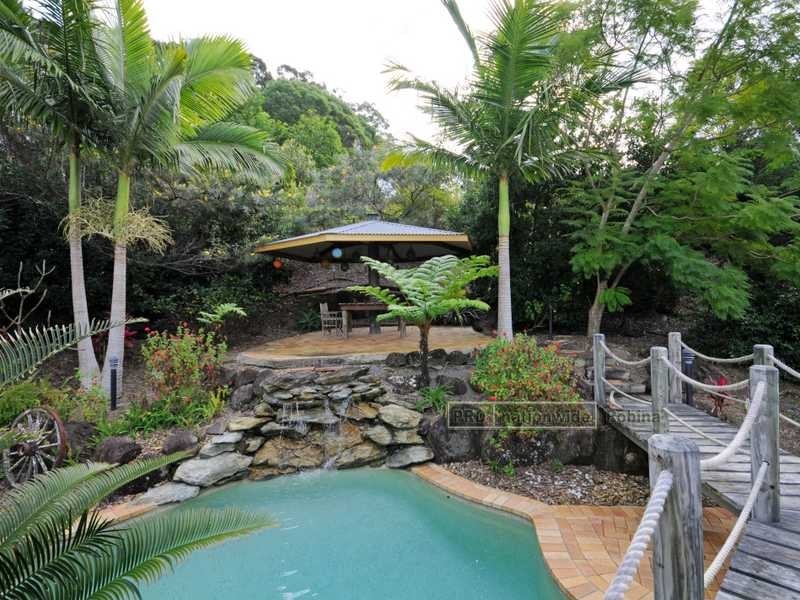 405 Bonogin Rd, Bonogin QLD 4213