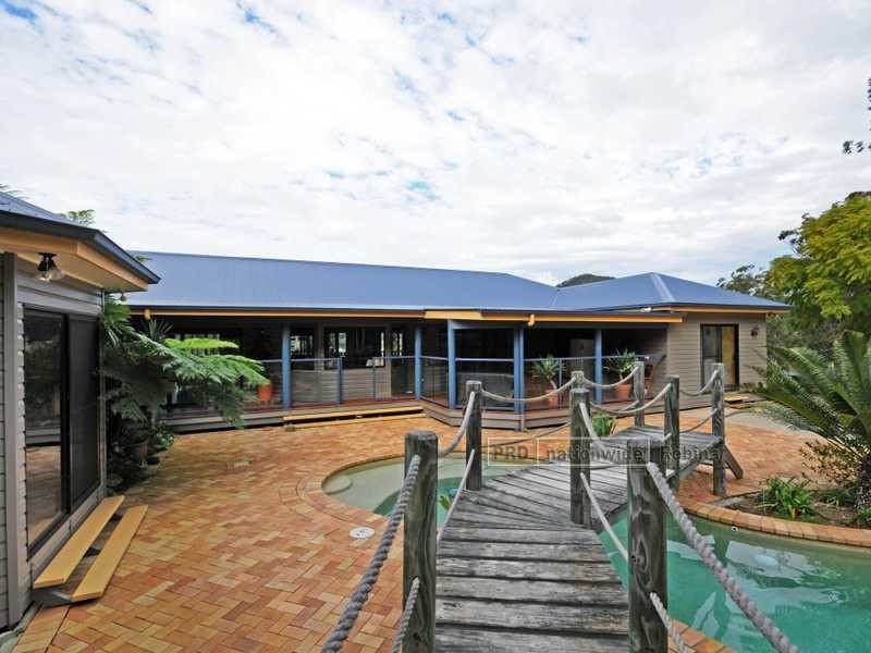 405 Bonogin Rd, Bonogin QLD 4213