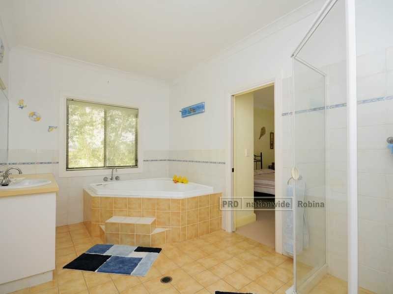 405A Bonogin Road, Bonogin QLD 4213