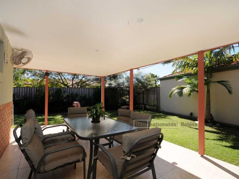 30 Nardoo Street, Robina QLD 4226