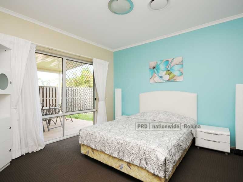 23 Campelles Avenue, Varsity Lakes QLD 4227