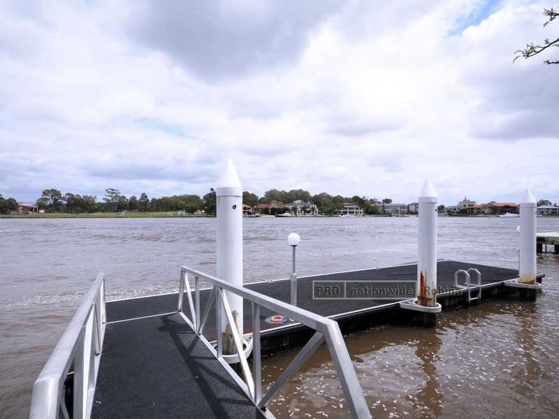 115 Commodore Drive, Surfers Paradise QLD 4217