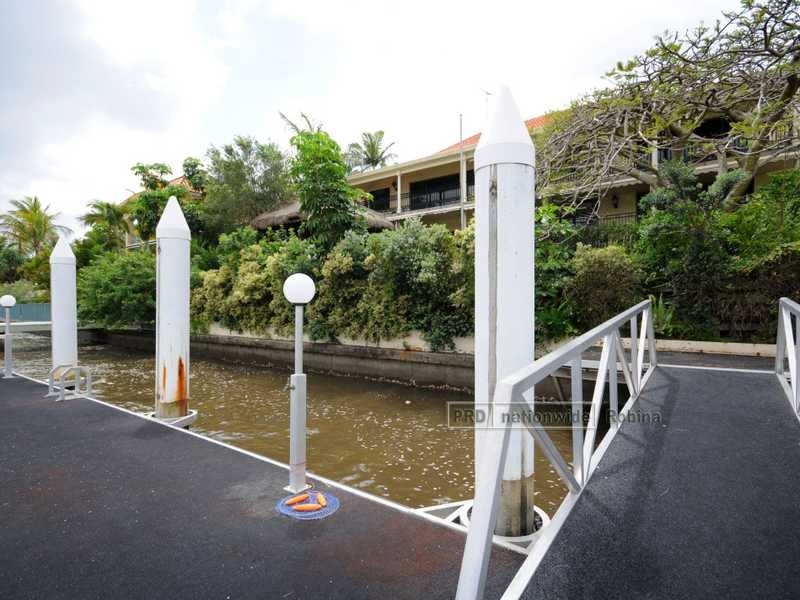 115 Commodore Drive, Surfers Paradise QLD 4217