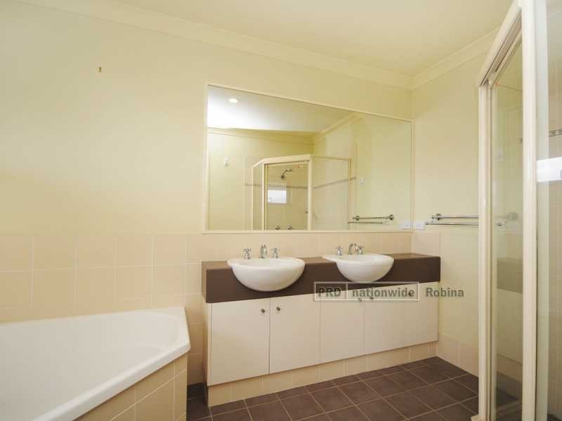 Unit 6/1 Hillridge Crescent, Varsity Lakes QLD 4227