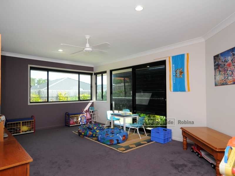 15 Glenny Street, Mudgeeraba QLD 4213