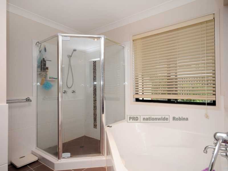 15 Glenny Street, Mudgeeraba QLD 4213