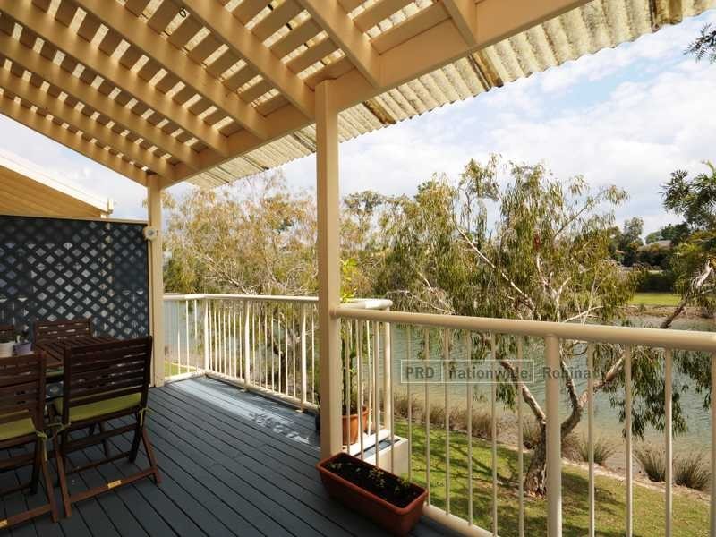 Unit 10/84 Cumberland Drive, Varsity Lakes QLD 4227