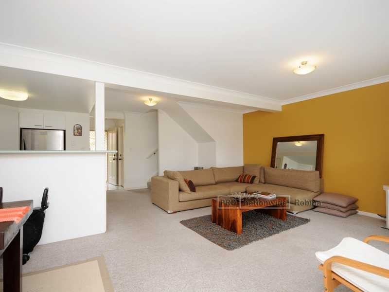 Unit 10/84 Cumberland Drive, Varsity Lakes QLD 4227
